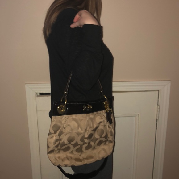 Coach Ashley Crossbody two-way Bag - Picture 2 of 9
